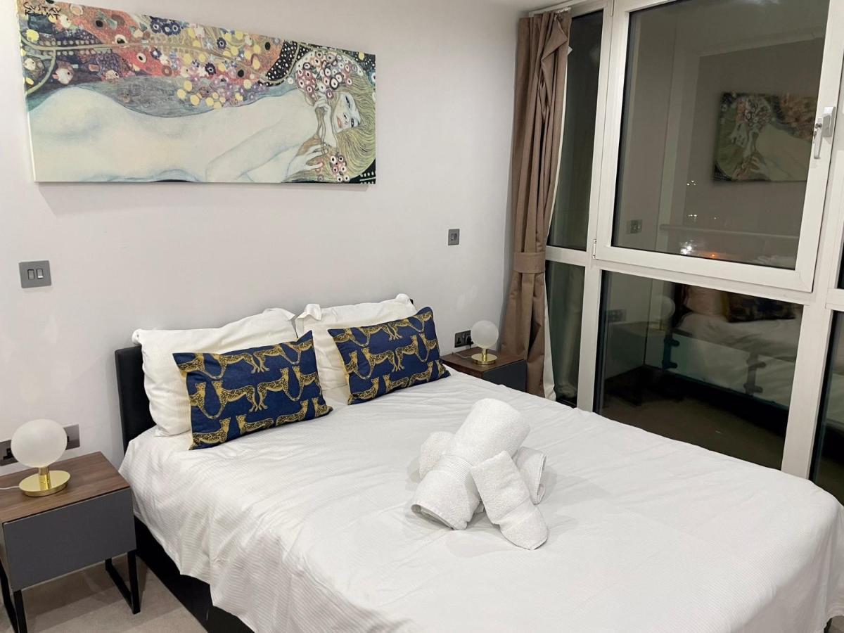 Gunwharf Quays Harbour Apartments Portsmouth Luaran gambar