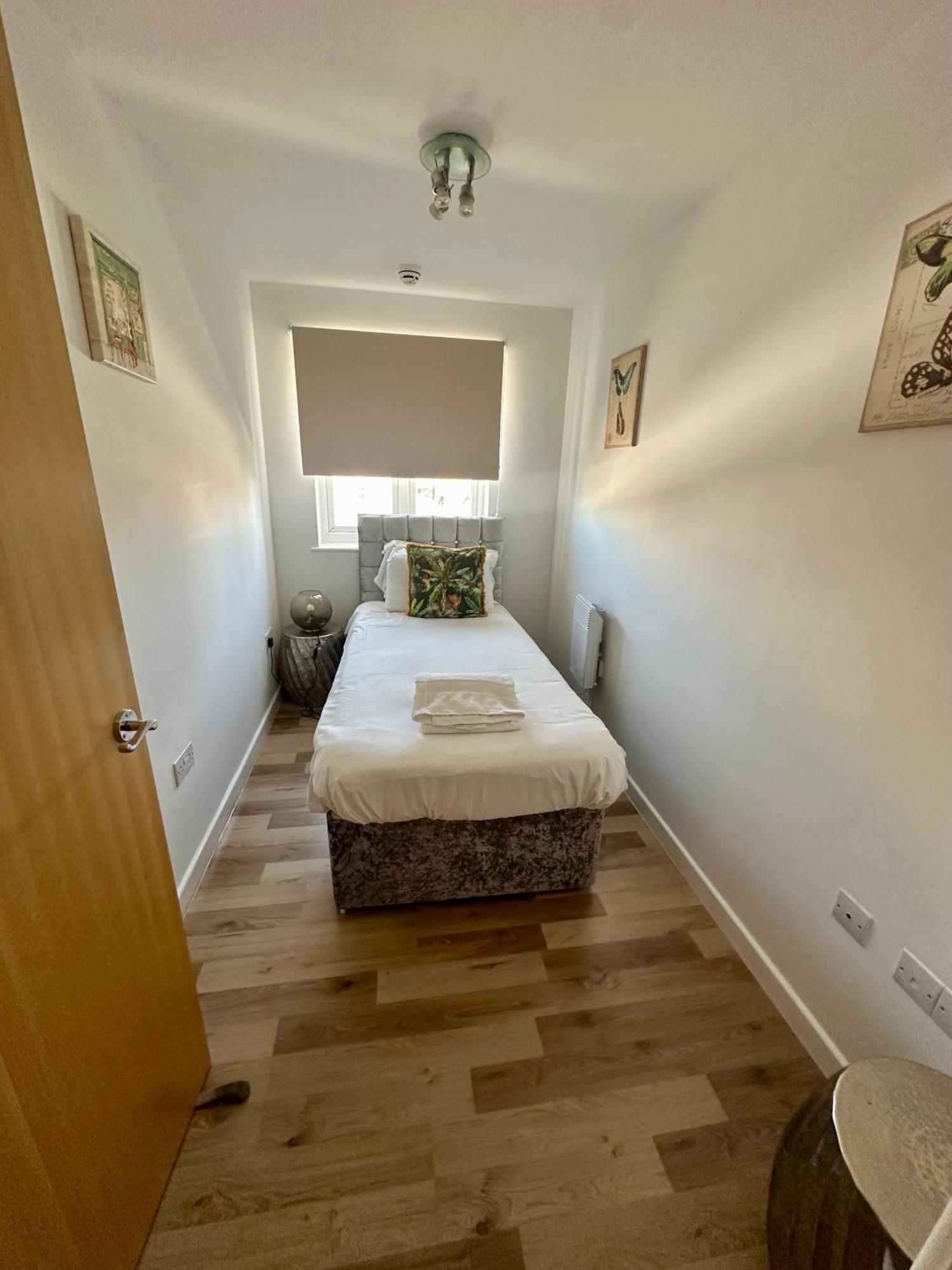 Gunwharf Quays Harbour Apartments Portsmouth Luaran gambar